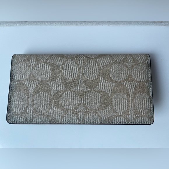 *REDUCED***Coach Signature Tri-Fold Long Leather Wallet with checkbook insert - Picture 11 of 14